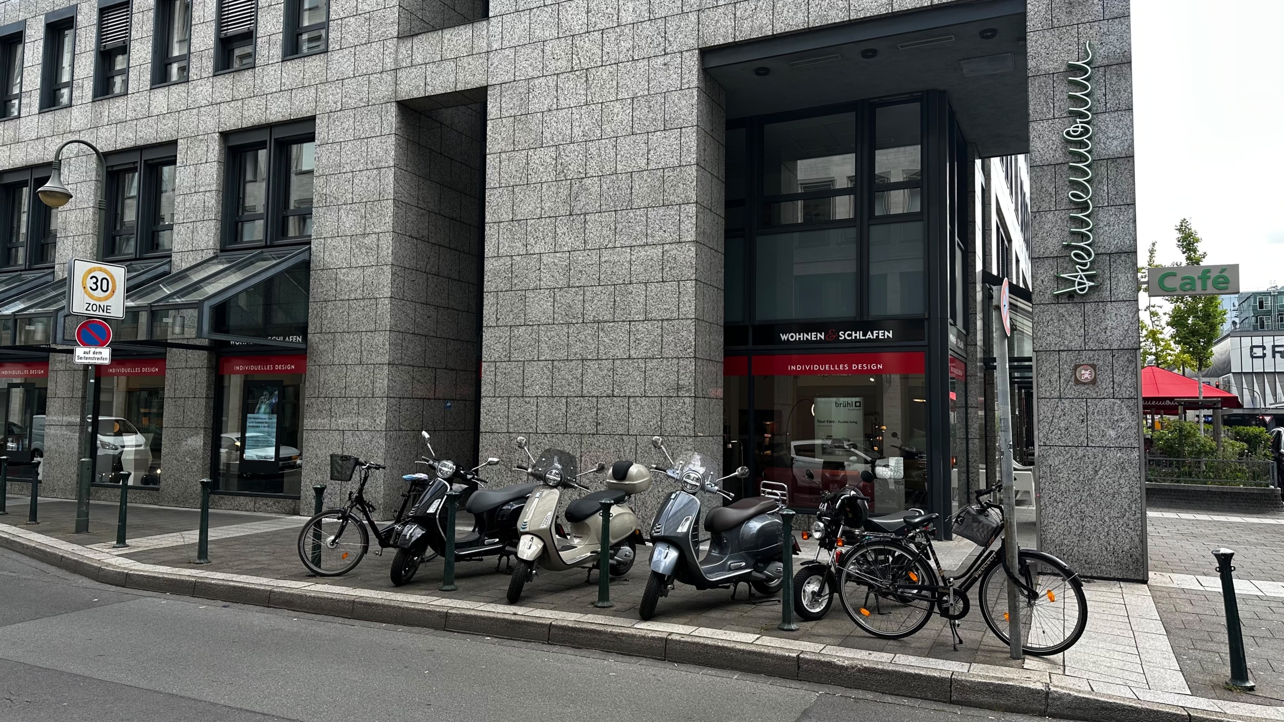 Ladenlokal Nähe KÖ in Düsseldorf